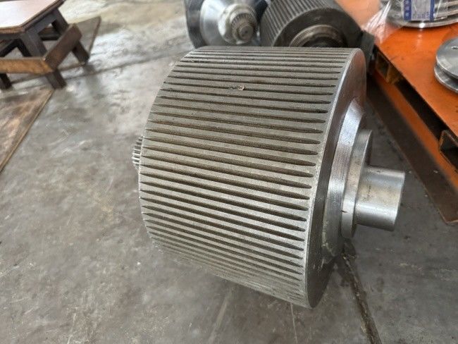 GCr15 cao carbon và crôm tùy chỉnh vỏ cuộn với độ bền cao và tuổi thọ dài