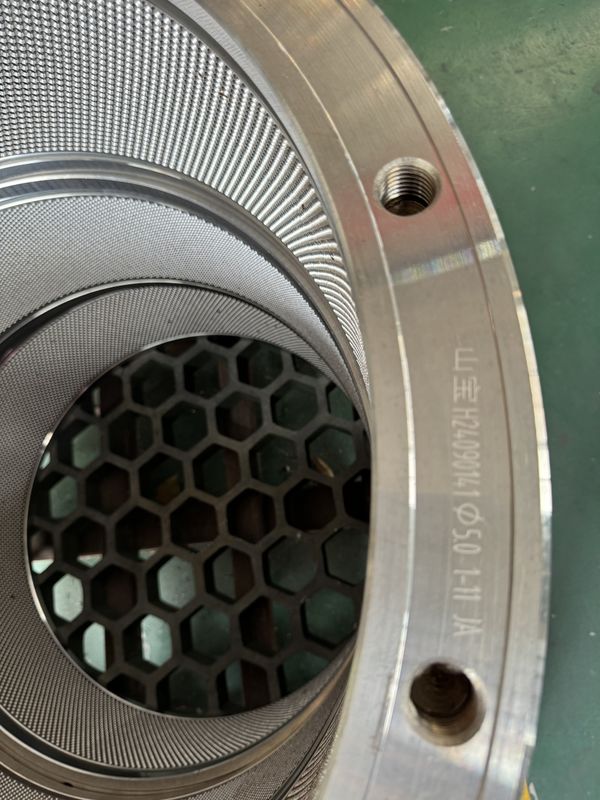 ปรับปรุงผลิตภัณฑ์ปลายสูง pellets Die สําหรับ MUZL1210C 5.0mm หลุมสําหรับอาหารสัตว์