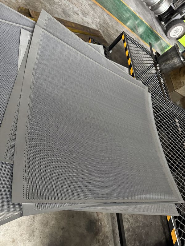 High Intensity Customized Sieves For Feed Materials Pulverizing With Q195 Cold Rolling Steel