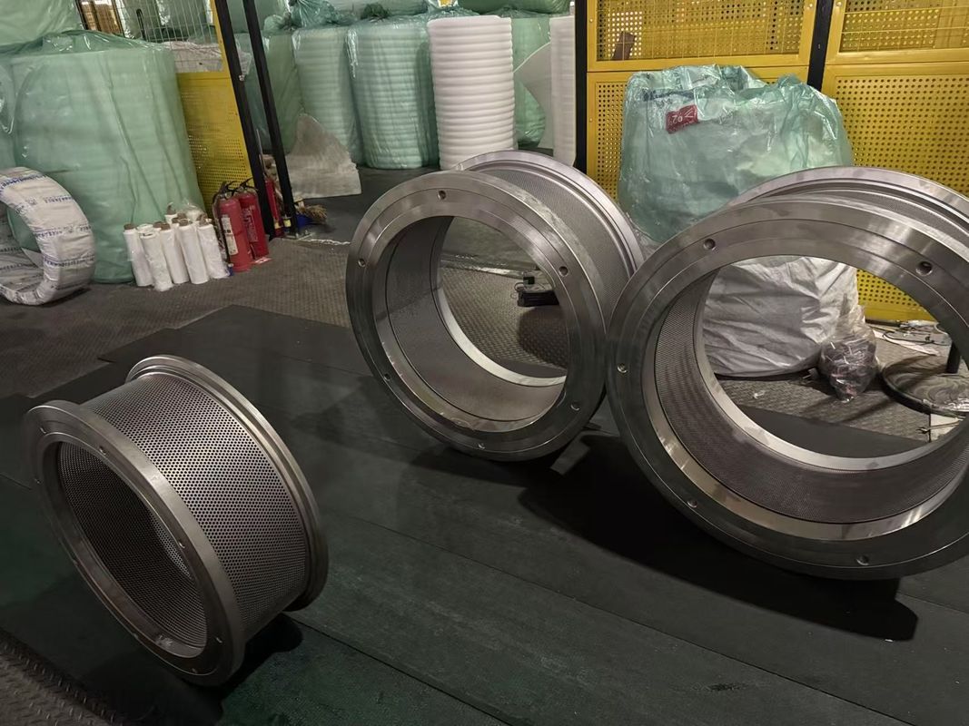 Feed Pellet Mills Pellet Dies with Ra 0.4-1.2 Hole Finish and HRC 52-55 Hardness